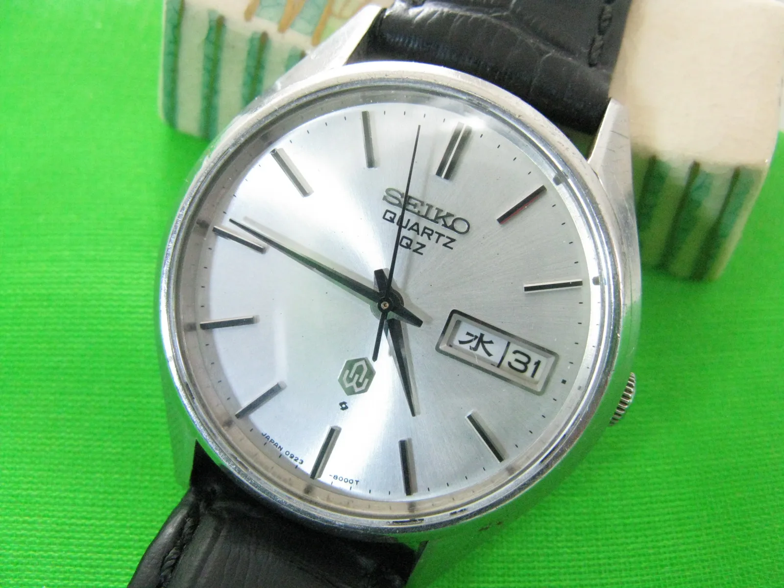 1978 Seiko Quartz Orologio Grande Da Uomo In Vetro Zaffiro (Settimana Giapponese + Inglese)