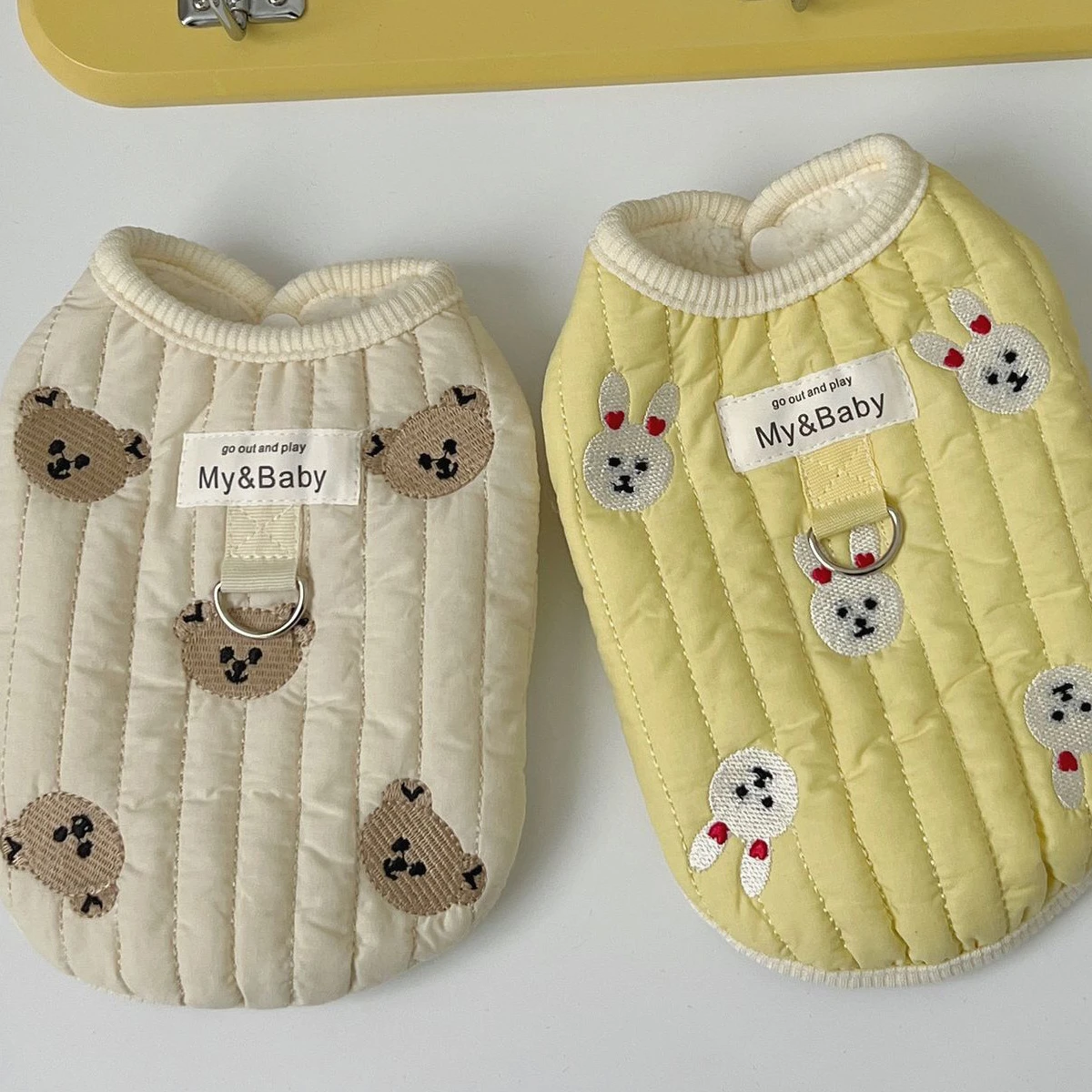 Nuovo Inverno Addensato Teddy Cat Puppy Clothes Pet Senza Maniche Plus Gilet Di Velluto Stampa Cartoon Bear Rabbit Pet Coat Dog Costume