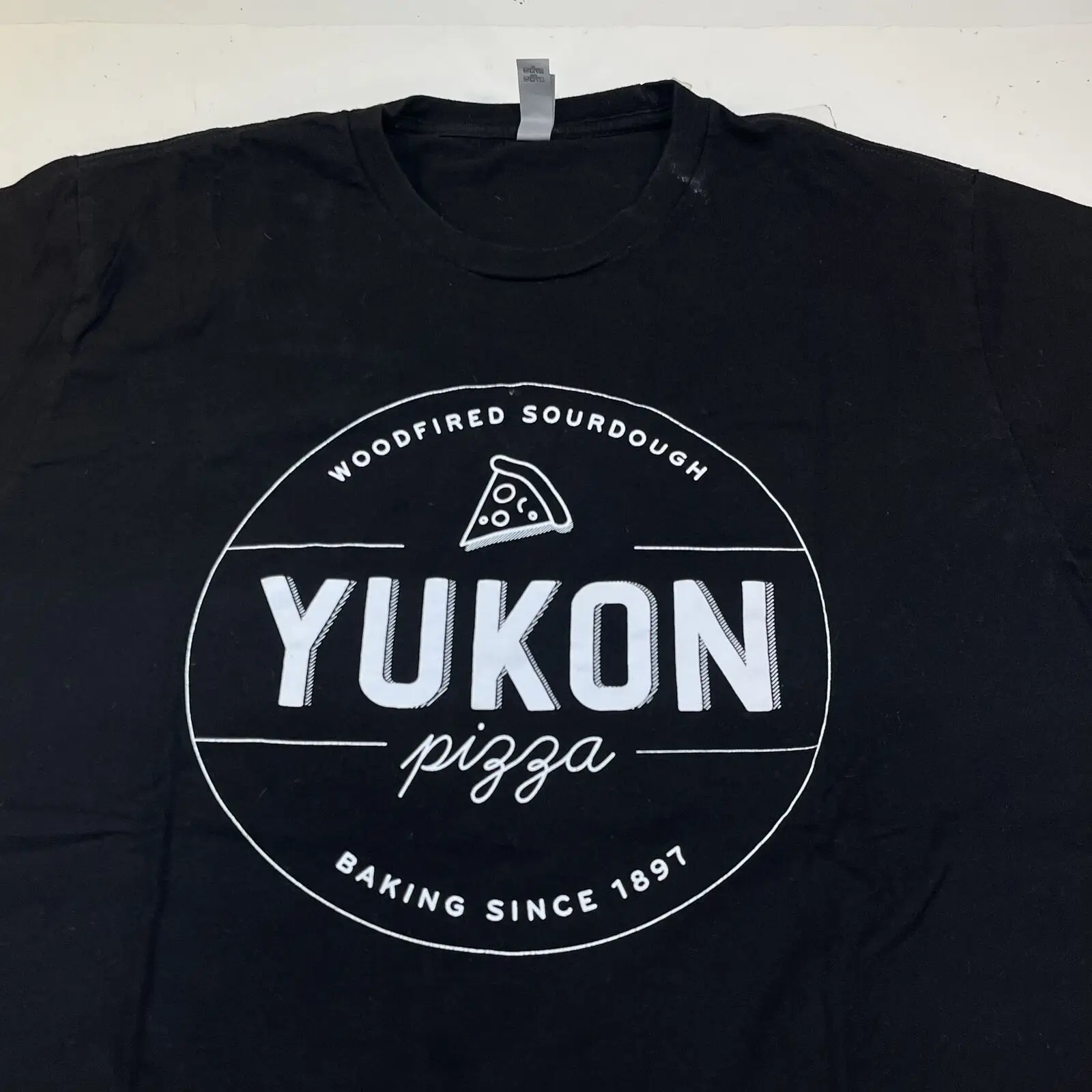 Yukon Pizza Shop Las Vegas Dive Bar Tee T Shirt Uomo L Nero
