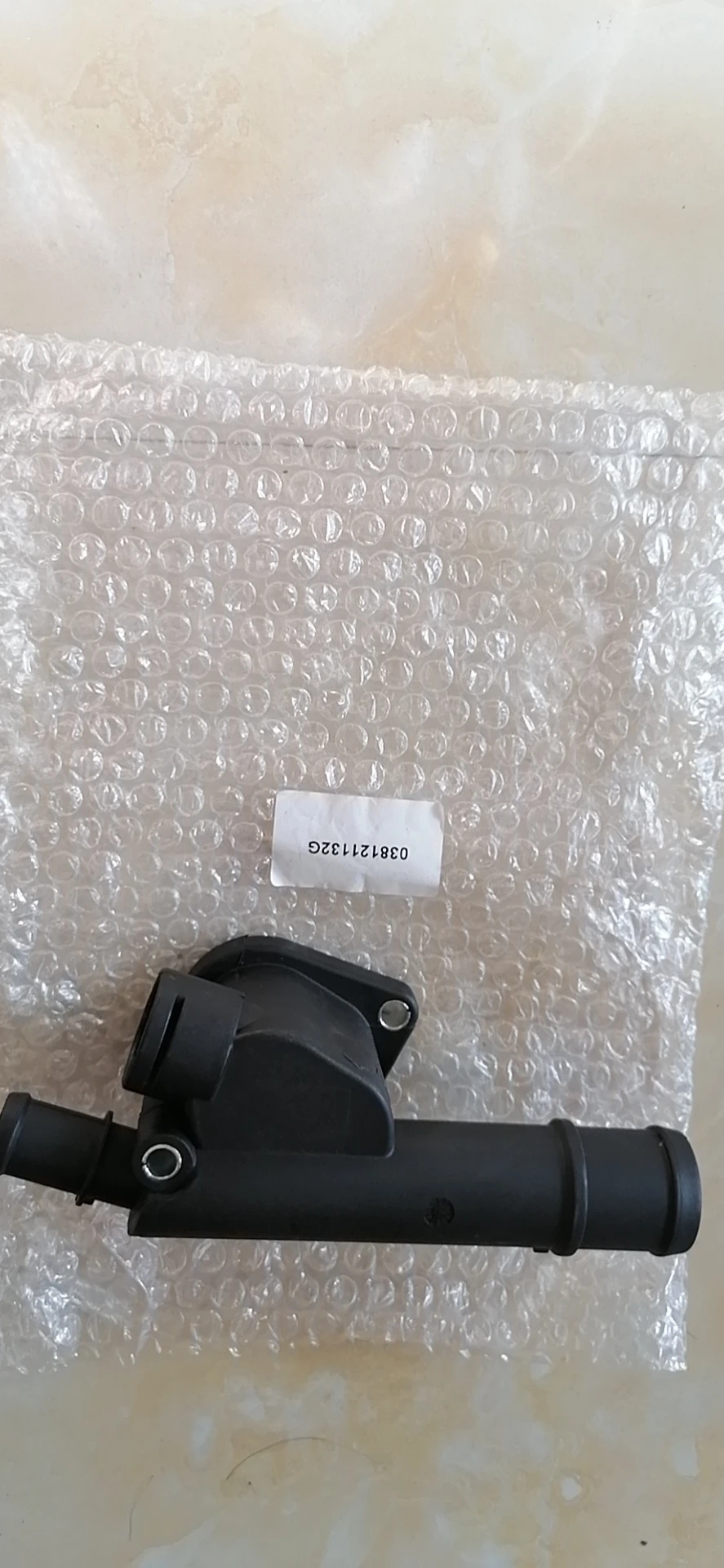 038 121 132G Per Flangia Del Liquido Di Raffreddamento Per Audi A3 A4 Seat Altea Skoda Fabia V-W Passat 038121132G
