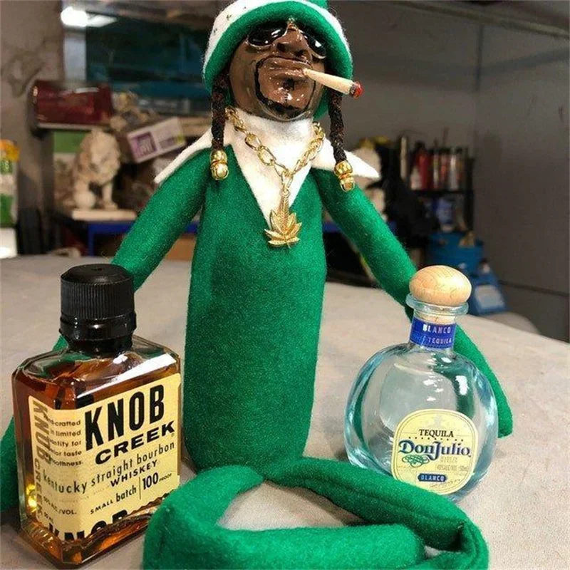 Snoop On A Stoop Christmas Elf Doll Decorazioni Per La Casa Decorazioni Elf On The Shelf Spy On A Bent Christmas Gift Capodanno