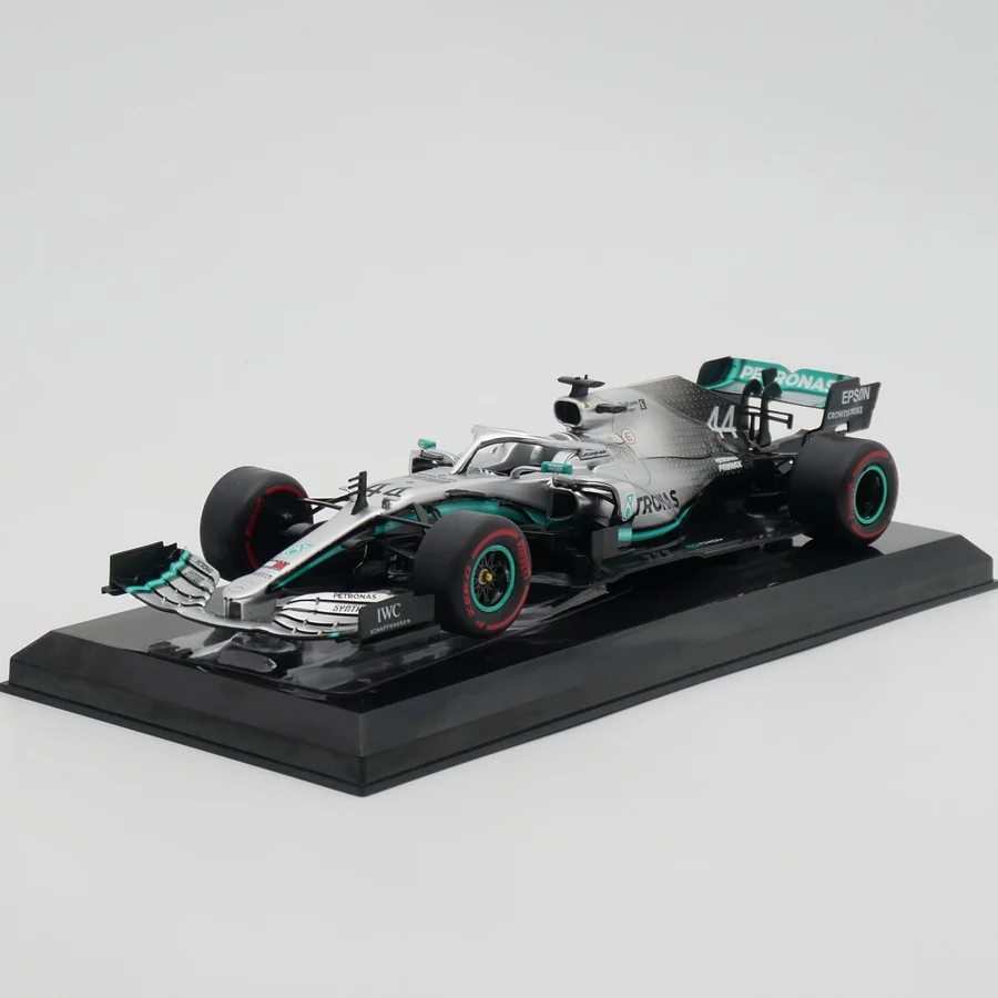 Ixo 1:24 Scala Pressofuso Lega Banz W10 Lewis Hamilton 2019 F1 Giocattolo Da Corsa Modello Di Auto Classica Collezione Per Adulti Souvenir Regalo Disp