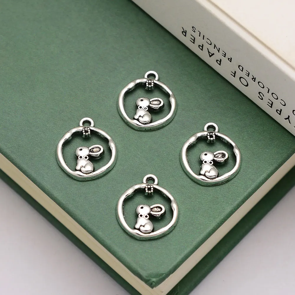 50 Pz/Lotto -- 16X14Mm Ciondoli Pasquali Placcati Argento Antico Ciondoli Coniglietto Coniglio Carino Per Gioielli Fai Da Te Che Fanno All'Ingrosso Al