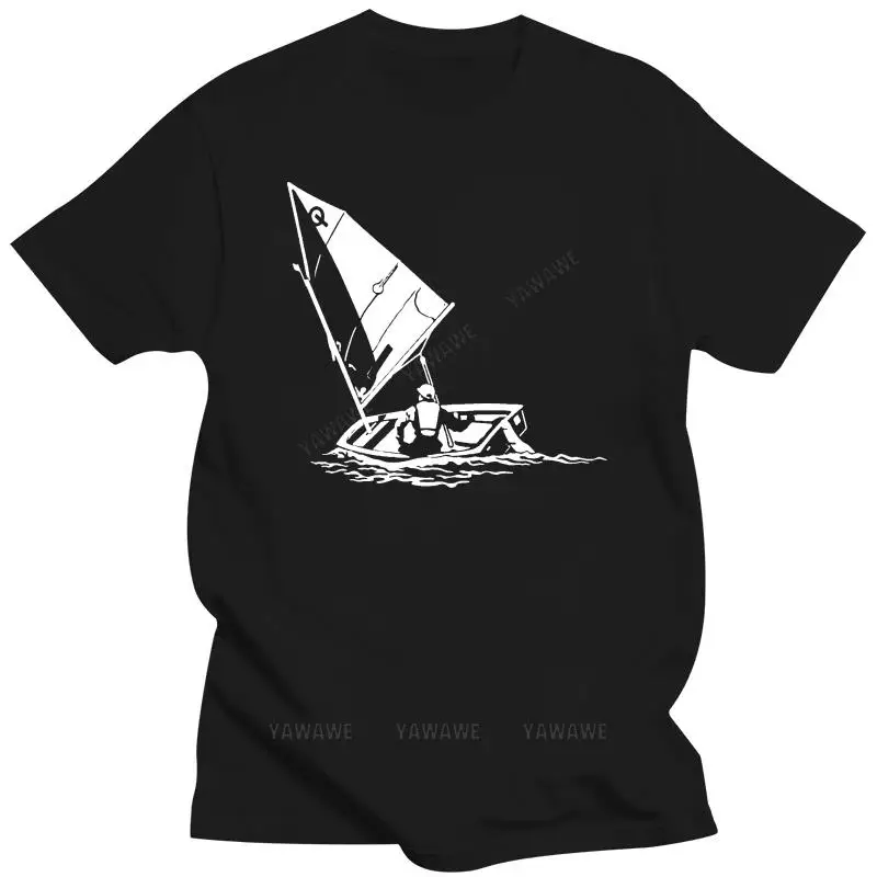 Nuovo Arrivato Tshirt Uomo Nero Top Optimist Jolle Kapuzenpullover Felpe Felpe Umorismo T Shirt Stile Vintage Manica Corta