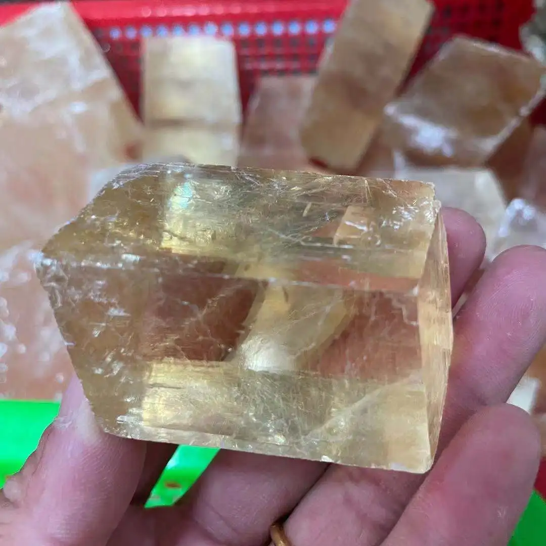 40-400G Moldavite Naturale Giallo Spar Impatto Vetro Macerie Cristallo Energia Pietra 1 Grano