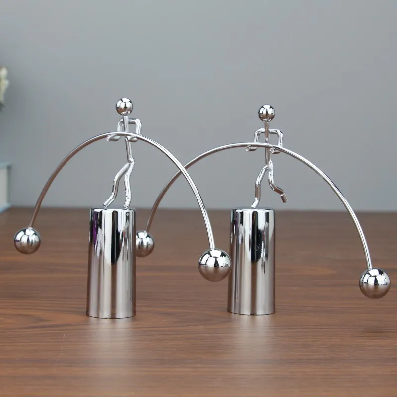 Novità Funny Newton Cradle Balance Steel Balls Decompression Balancer Inertia Ornament Balance Little Ironman Toys Decorazioni