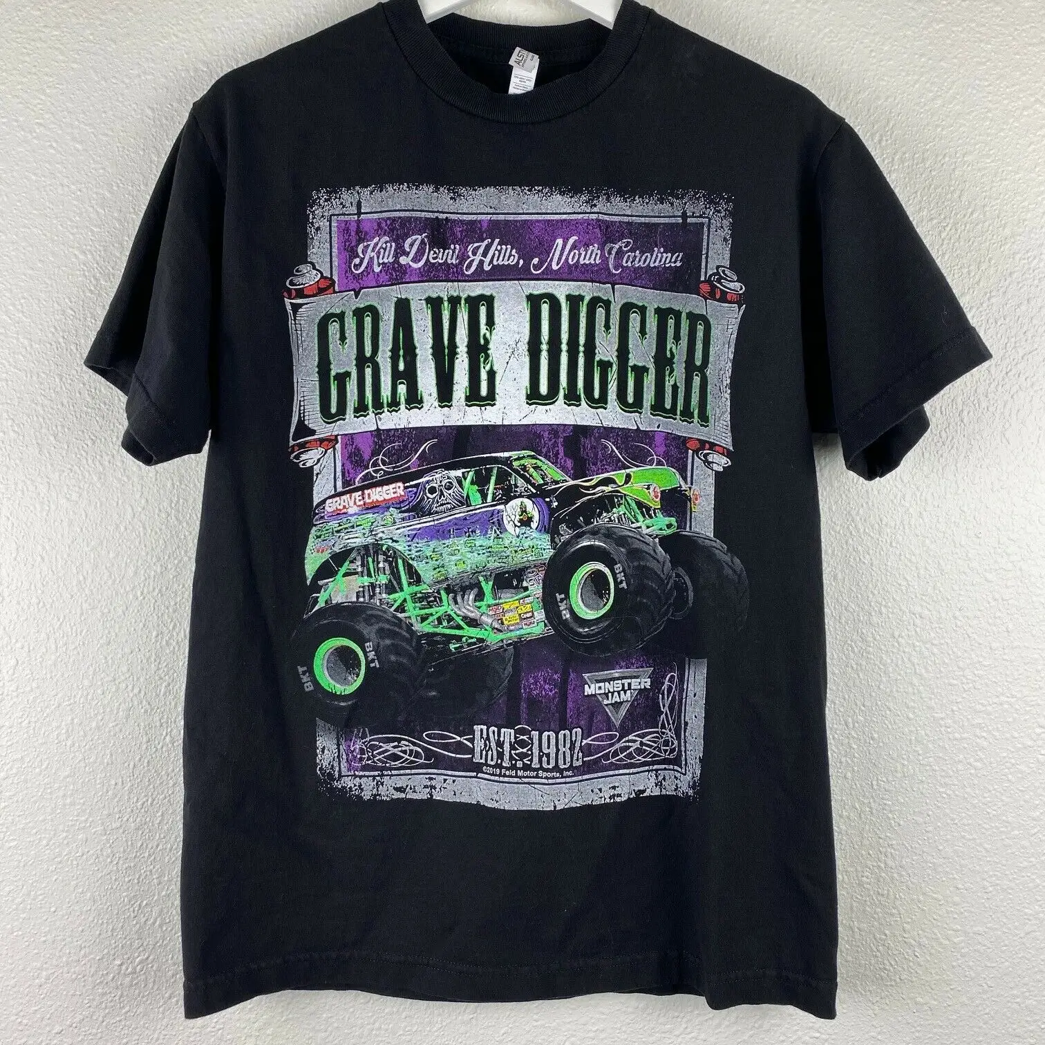 Maglietta Grafica Monster Jam Grave Digger 2019 Kill Devil Hill North Carolina