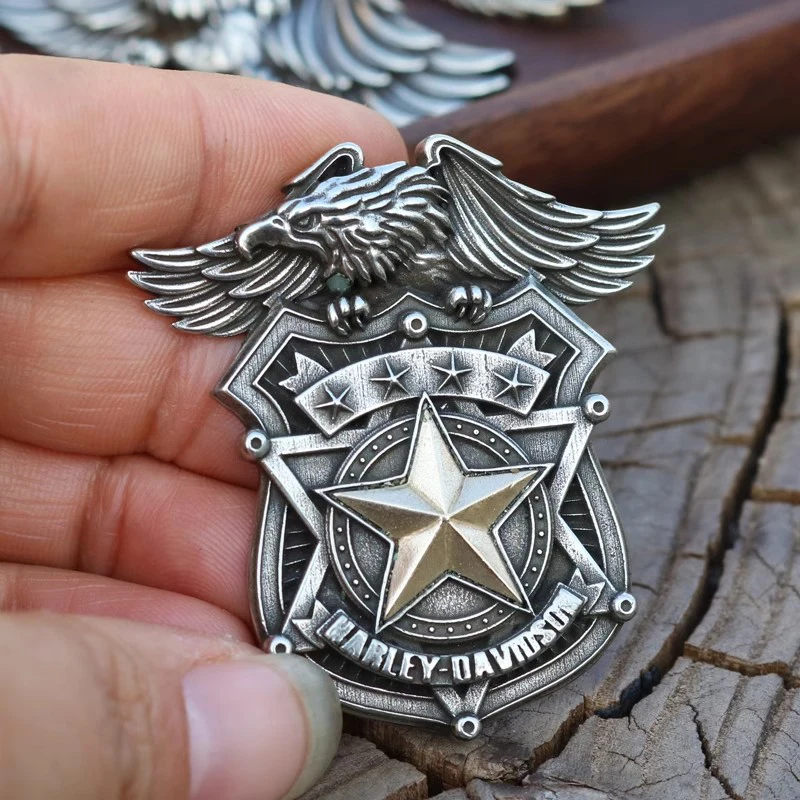 Abbigliamento In Pelle Conchos Accessori Decorativi Fai Da Te Locomotiva Air Force Badge Flying Eagle Shield Eagle Fibbia Decorativa