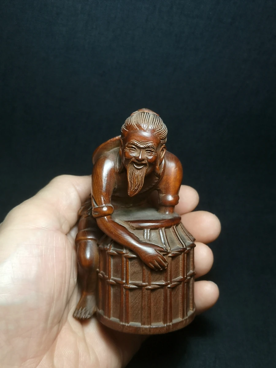 Statua Di Figura Di Pescatore Vecchio Intagliato A Mano In Bosso Giapponese Netsuke Da Collezione