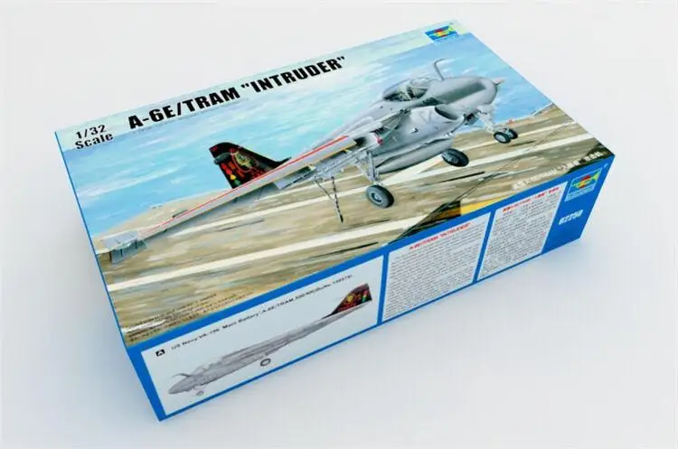 Trombettista 1/32 02250 A-6E/Tram Intruso Modello Kit Ultimo In Magazzino