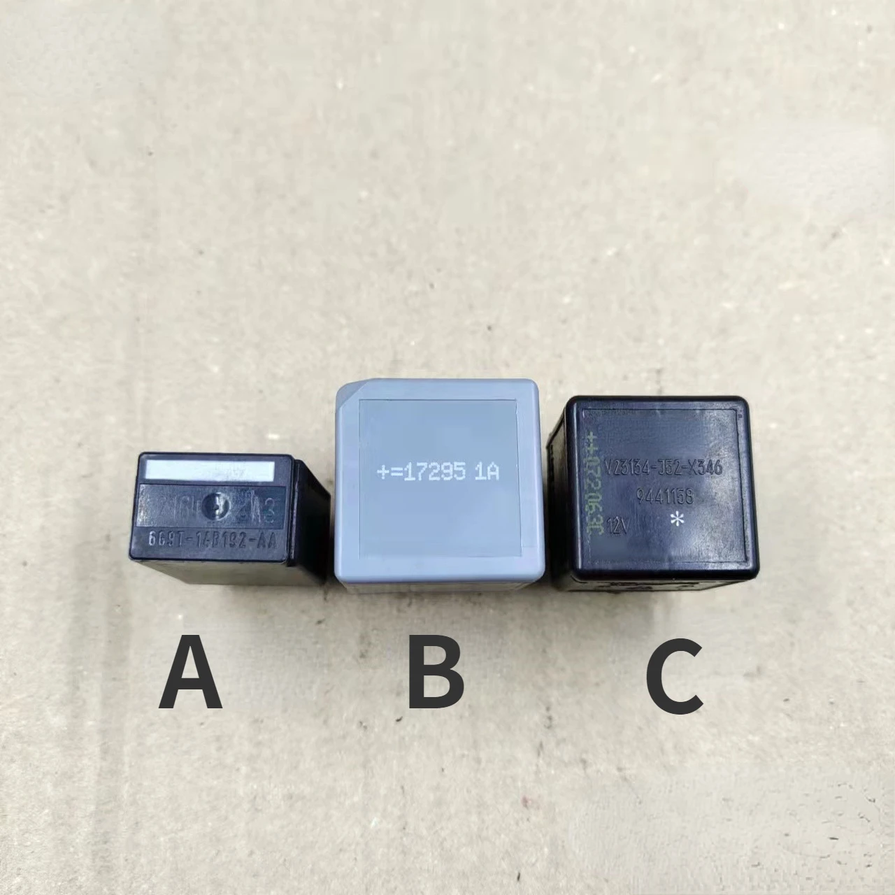 For Volvo Xc60 S90 S60 Xc40 Xc90 V60 V90 V40 S40 S80L Original Fuse Box Relay
