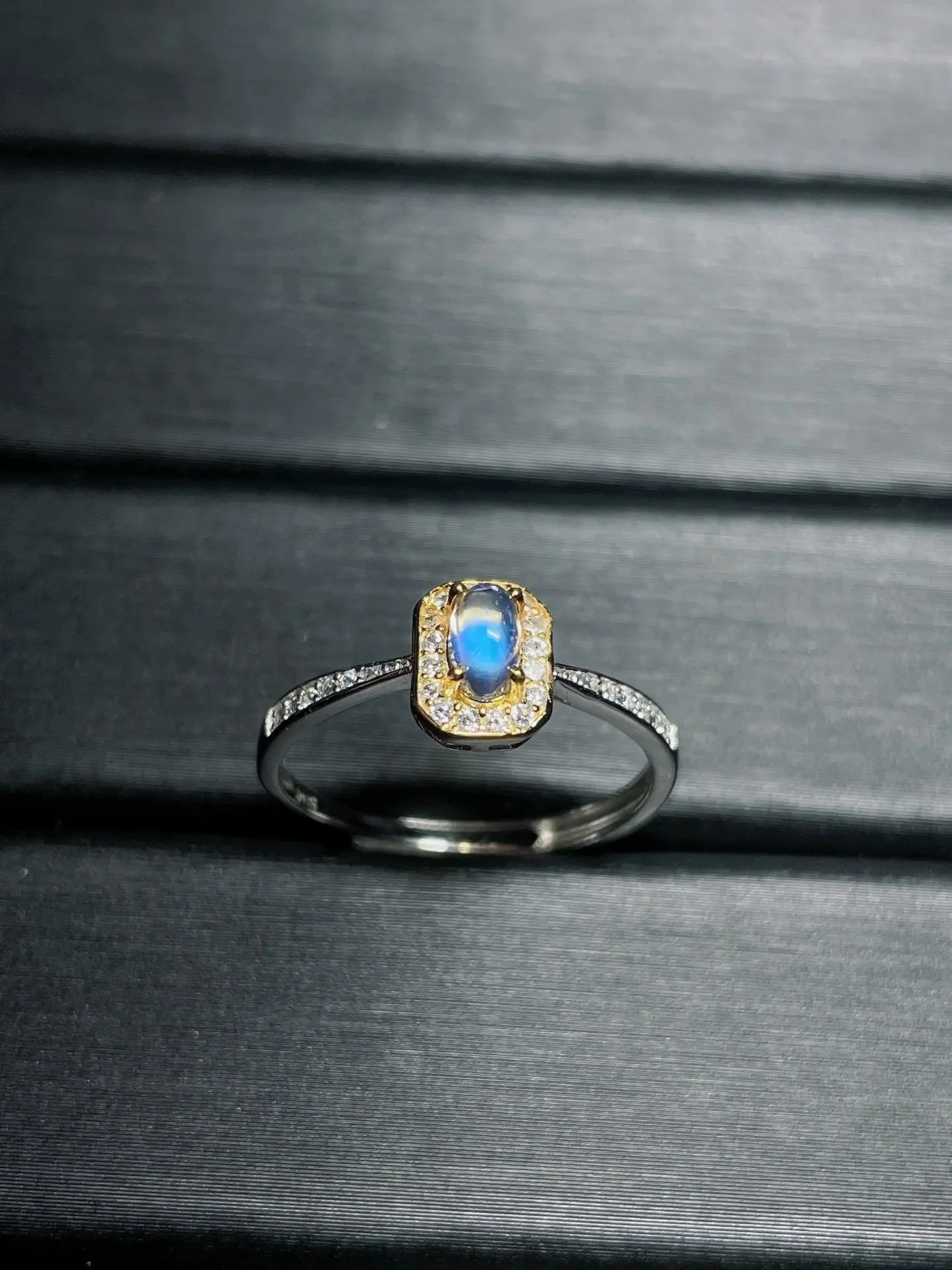 S925 Sterling Silver Natural Indian Moonlight Stone Vintage Square Beautiful Opening Design Ring Senza Pietra Principale Ottimizzata