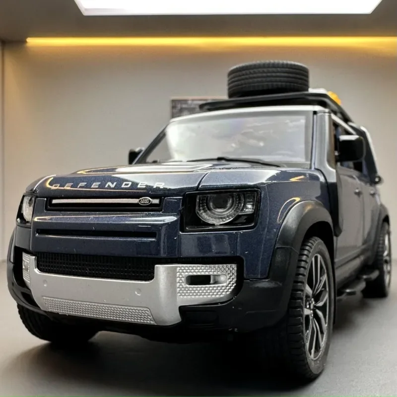 Diecast Alloy 1:24 Land Rover Defender Model Simulazione Metal Fuoristrada Kids Boys Gift Collective Home Decor Sound Light