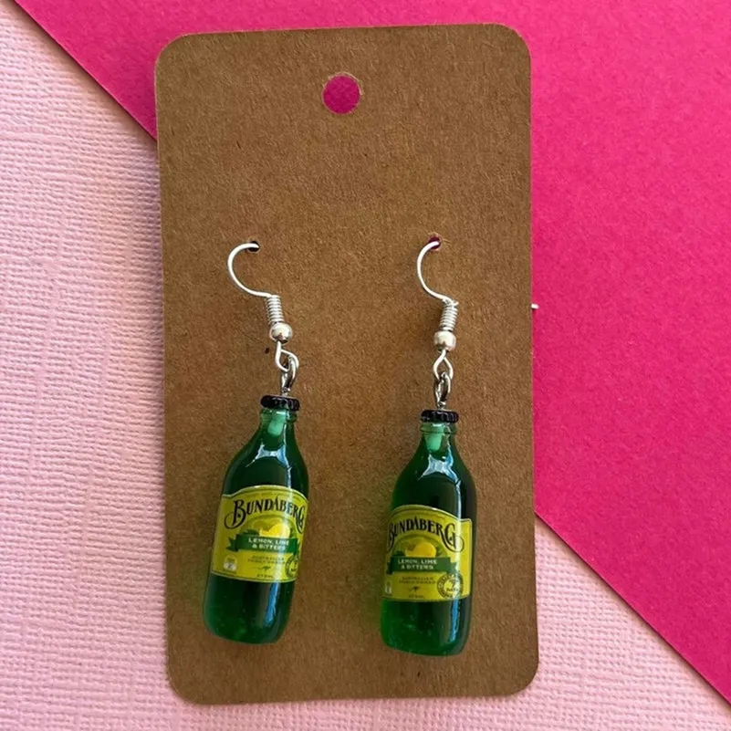 Creativo Mini Ginger Beer Bottle Resin Hook Orecchini Divertente Simulazione Bevanda Bottiglia Gioielli Fatti A Mano Orecchini Regali Per Lei