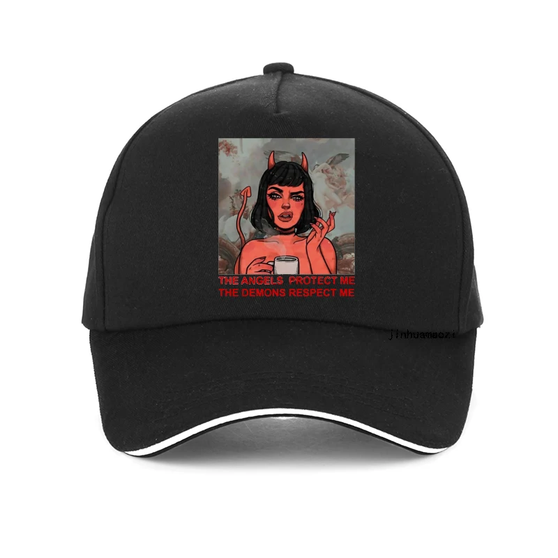 The Angels Protect Me The Demons Love Me Funny Hat Cartoon Graphic Devil And Angel Berretto Da Baseball Summer Snapback Hats Bone
