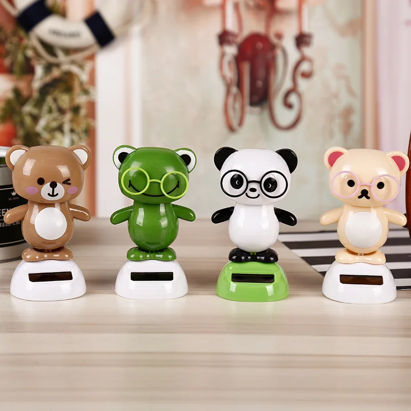 Creativo Solar Powered Panda Car Ornament Toon Bobblehead Decorazione Cruscotto Regalo Di Compleanno Matrimonio