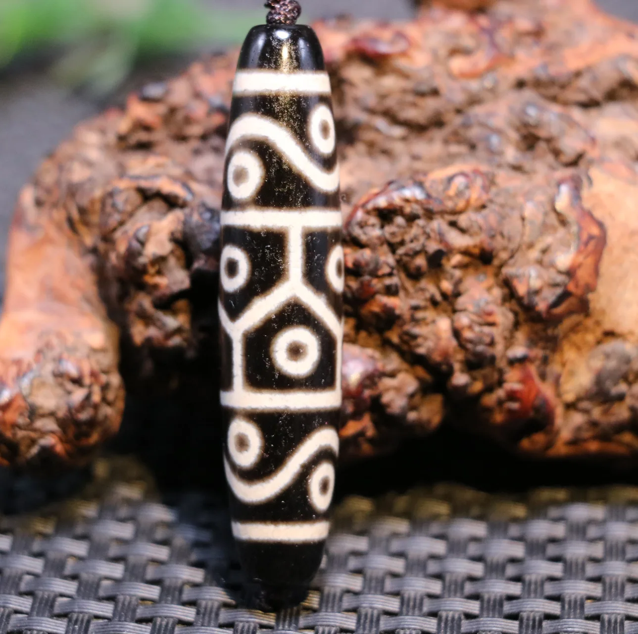 Magic Power Energy Tibetan Old Agate Black & White 14 Eye Longevità Symbol Dzi Bead Amulet Pendant Talisman Upd220102A15