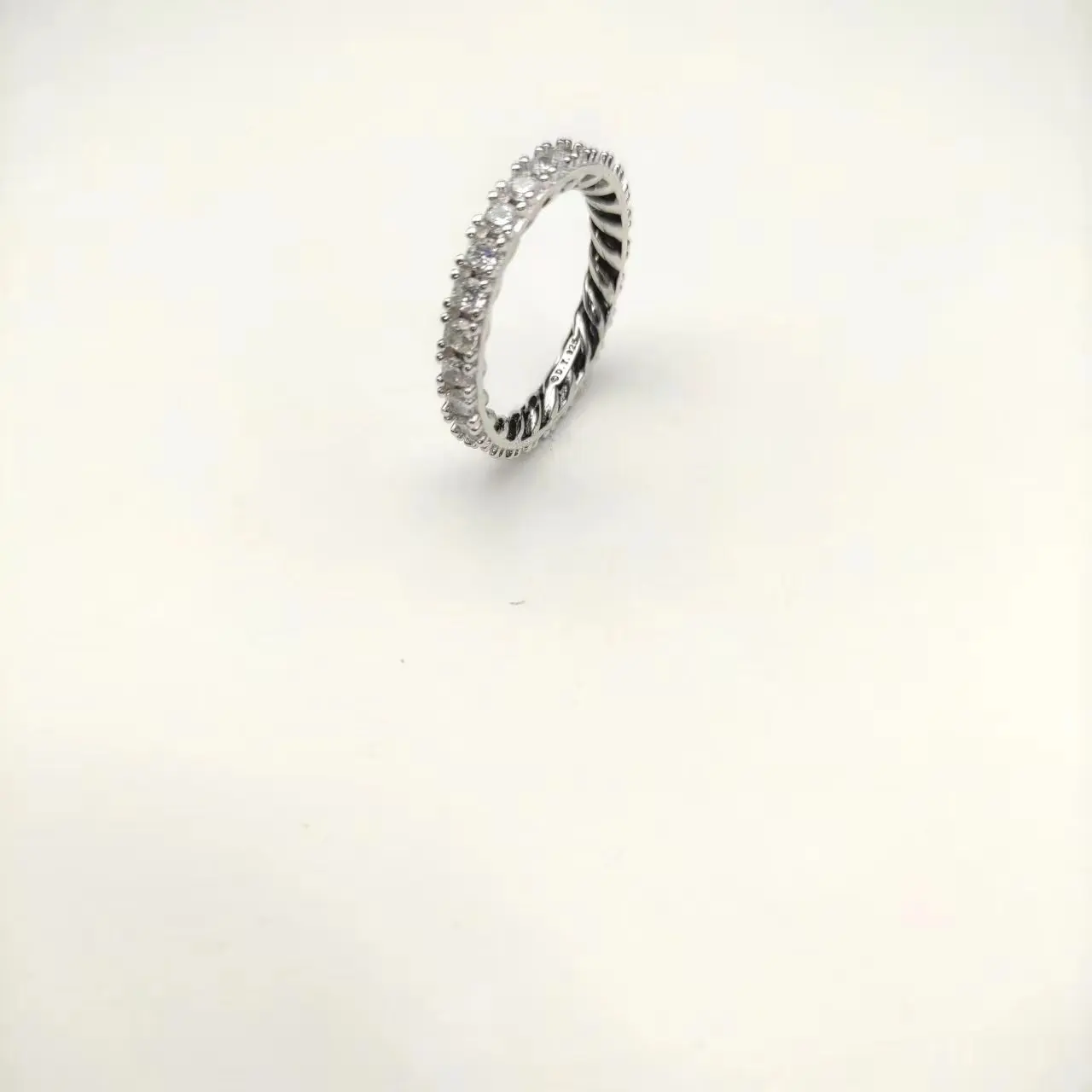 New Dy Classic Eternal Love Rings Cable Collectible Twisted Line White Stone Stack In Argento Sterling Con Pavé Diamonds
