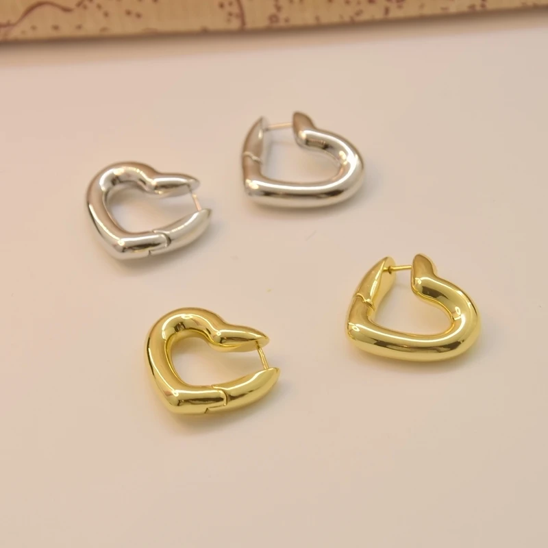 Londany Earrings Twist Small Love Earrings Minimalist Shiny Love Ear Buckle Gold Color Silver Color Ins Earrings
