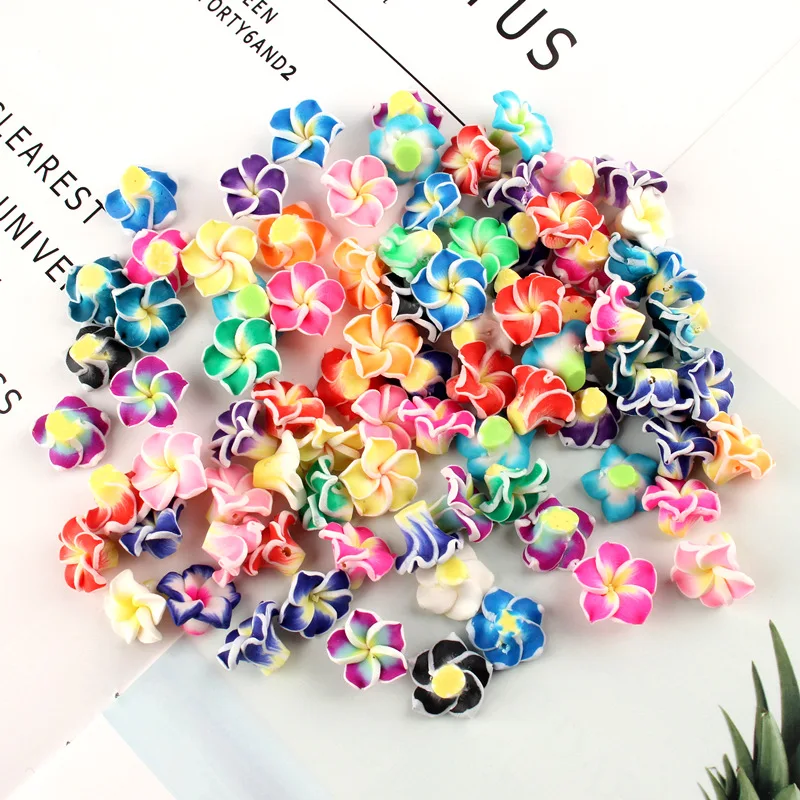 100Pcs 14 Millimetri Variopinto Allentato 3D Di Polimero Di Perline Fiore/Plumeria Rubra Di Disegno Per I Monili Di Diy Che Fanno