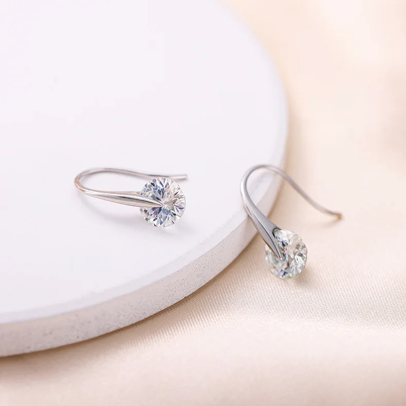 Shiny Selection Of Simple Temperament S925 Orecchini In Argento Sterling Gioielli Fashion Joker One Carat Mosan Diamond Orecchini