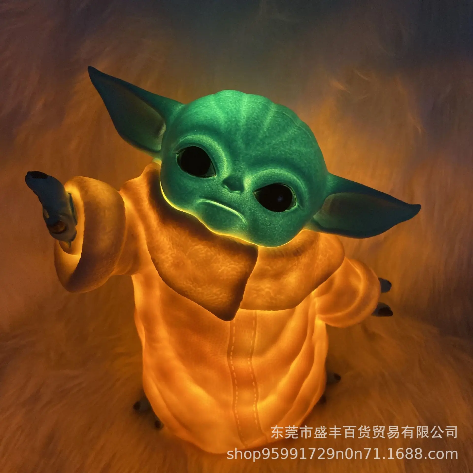 New Youda Baby Hand Decoration Baby Yoda Star Wars Serie Tv Mandalorian Baby Yoda Handmade Glow Decoration
