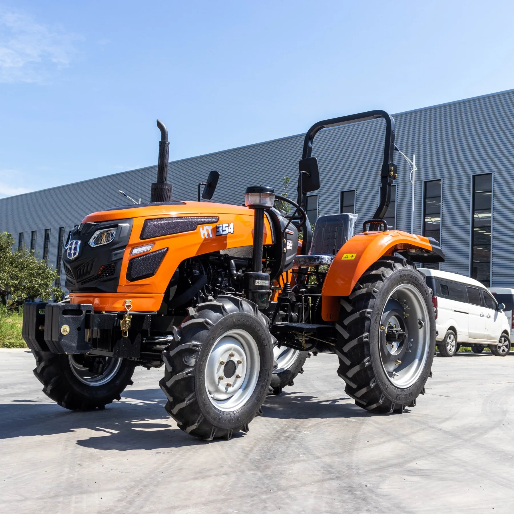 Trattore Agricolo Multifunzionale 25Hp-200Hp Di Vendita Calda
