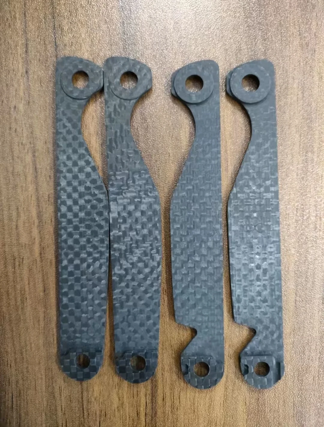 1 Set (4 Pezzi) Bilance Fatte A Mano In Fibra Di Carbonio Per Leatherman Charge Tti Plus