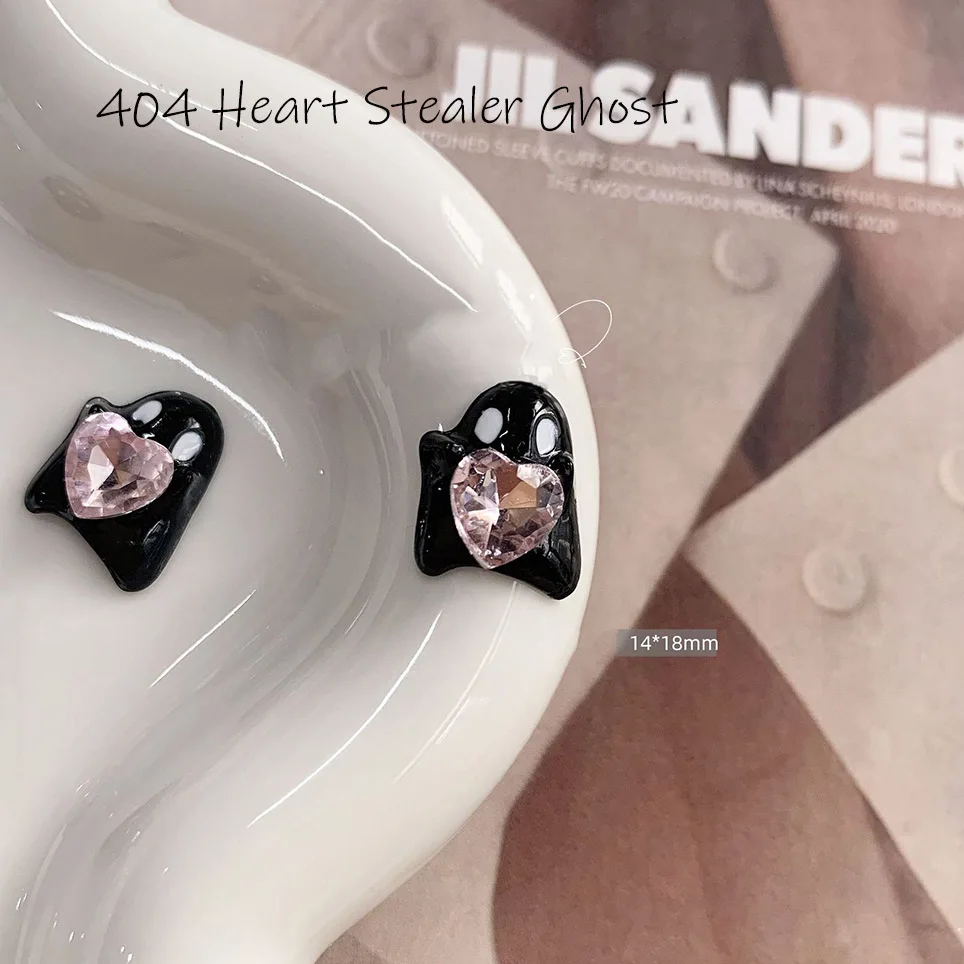 5Pc Kiyomi Heart Furter Ghost Charm Wacky Halloween Festival Black Devil Elf Alloy Pink Heart Diamonds Accessori Per Unghie 404 Arti
