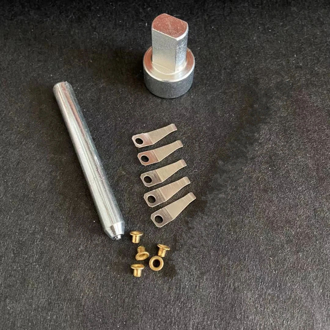 7 Pz/Set Base Di Fissaggio In Metallo E Installazione Punch & Sheet Plate Rivetti Set Per Zippo Zorro Kerosene Lighter Accessori Per Strumenti Di Ripa
