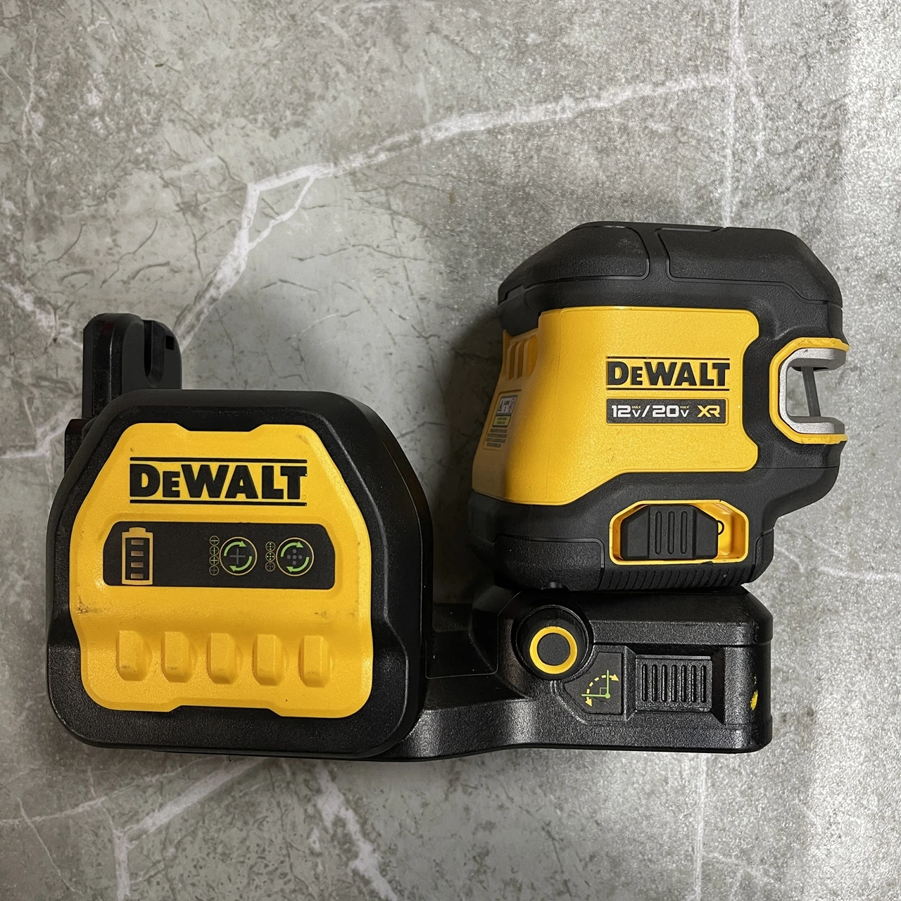 Dewalt Dcle34520 20V Max Cordless 5 Spot Green Line Strumento Laser Solo Di Seconda Mano