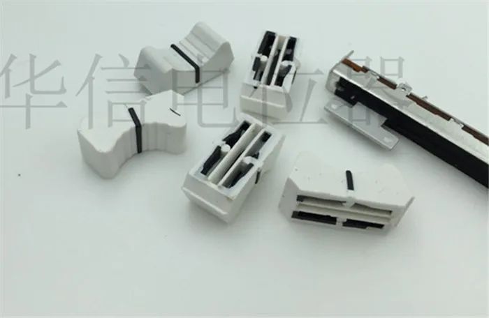 Tappo Fader Potenziometro Programma Console 4 Pezzi Per Avolites Pearl 2000 / Master Pusher Potenziometro Cap 8T Bianco