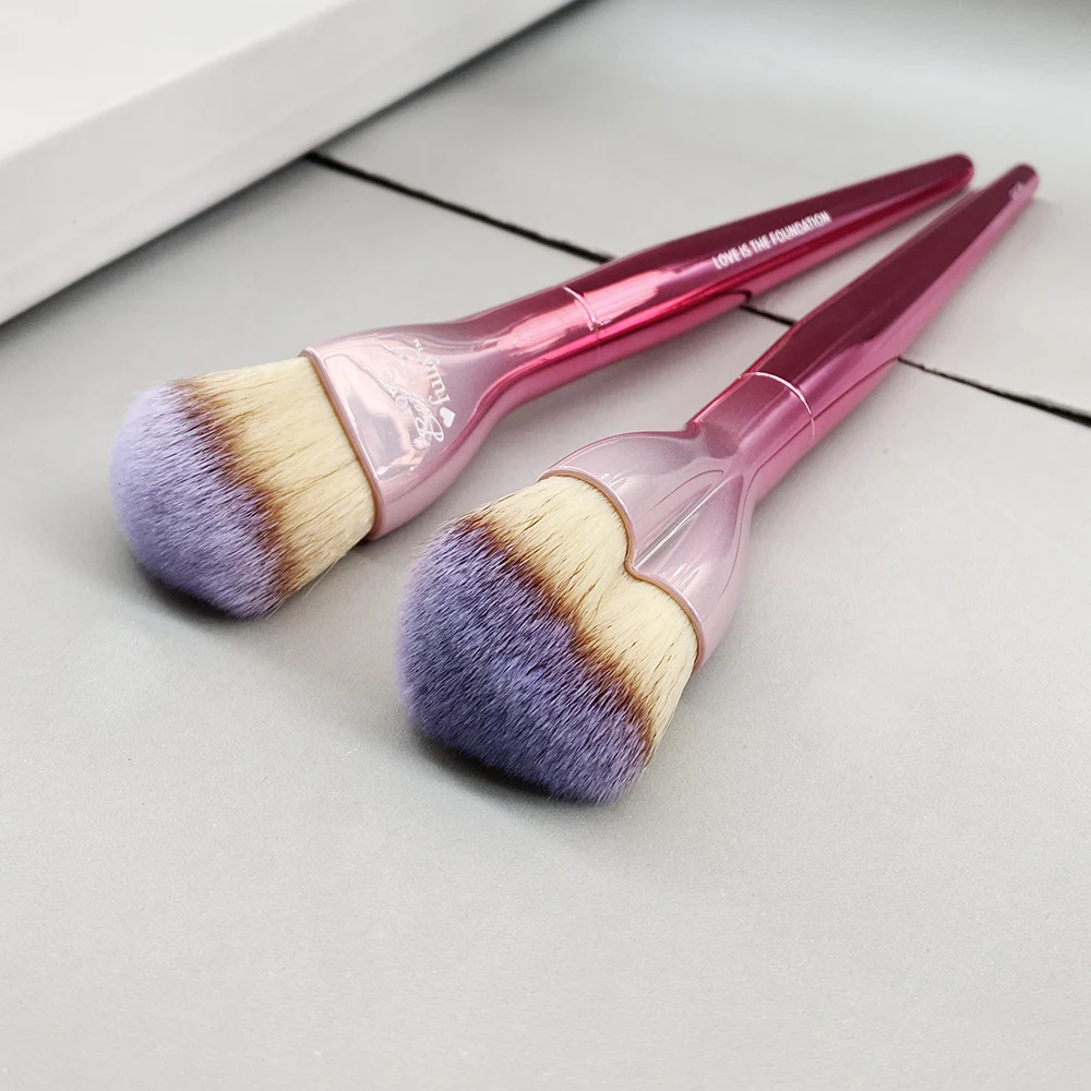 Love Beauty Wholesale Love Is The Foundation Makeup Brush - Pink Heart-Shaped Foundation Cream Cosmetics Beauty Tools