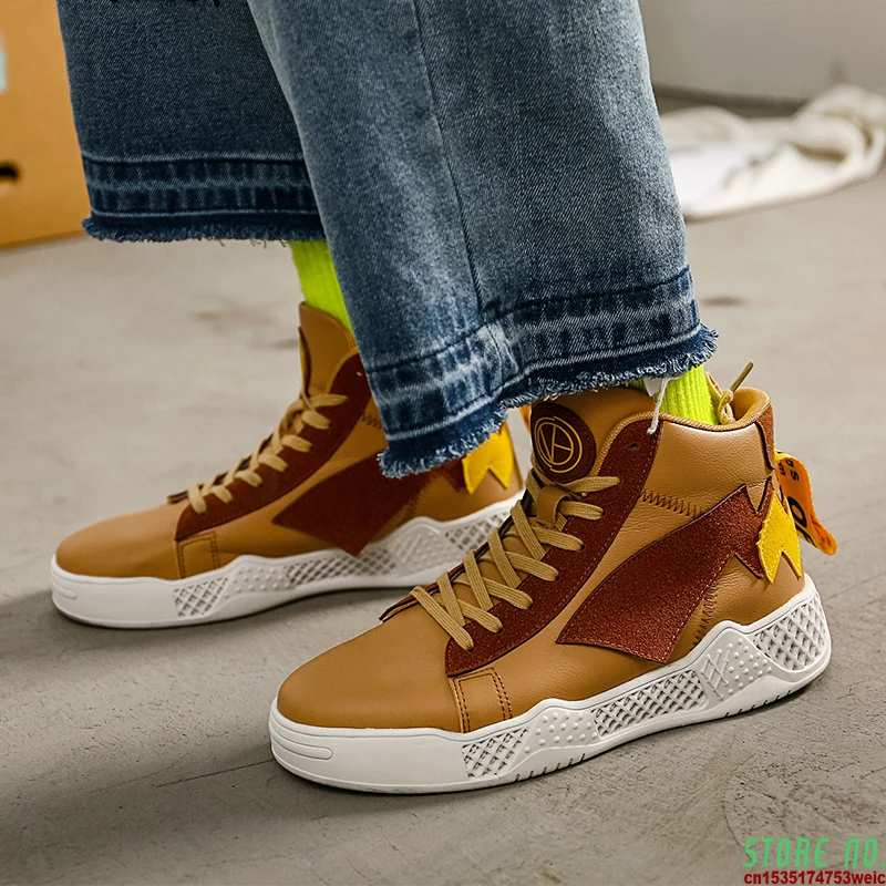New Superstar Skateboard Shoes Uomo Di Buona Qualità High Top Sneakers Uomo Platform Streetwear Board Shoes Anime Sneakers Uomo Flats
