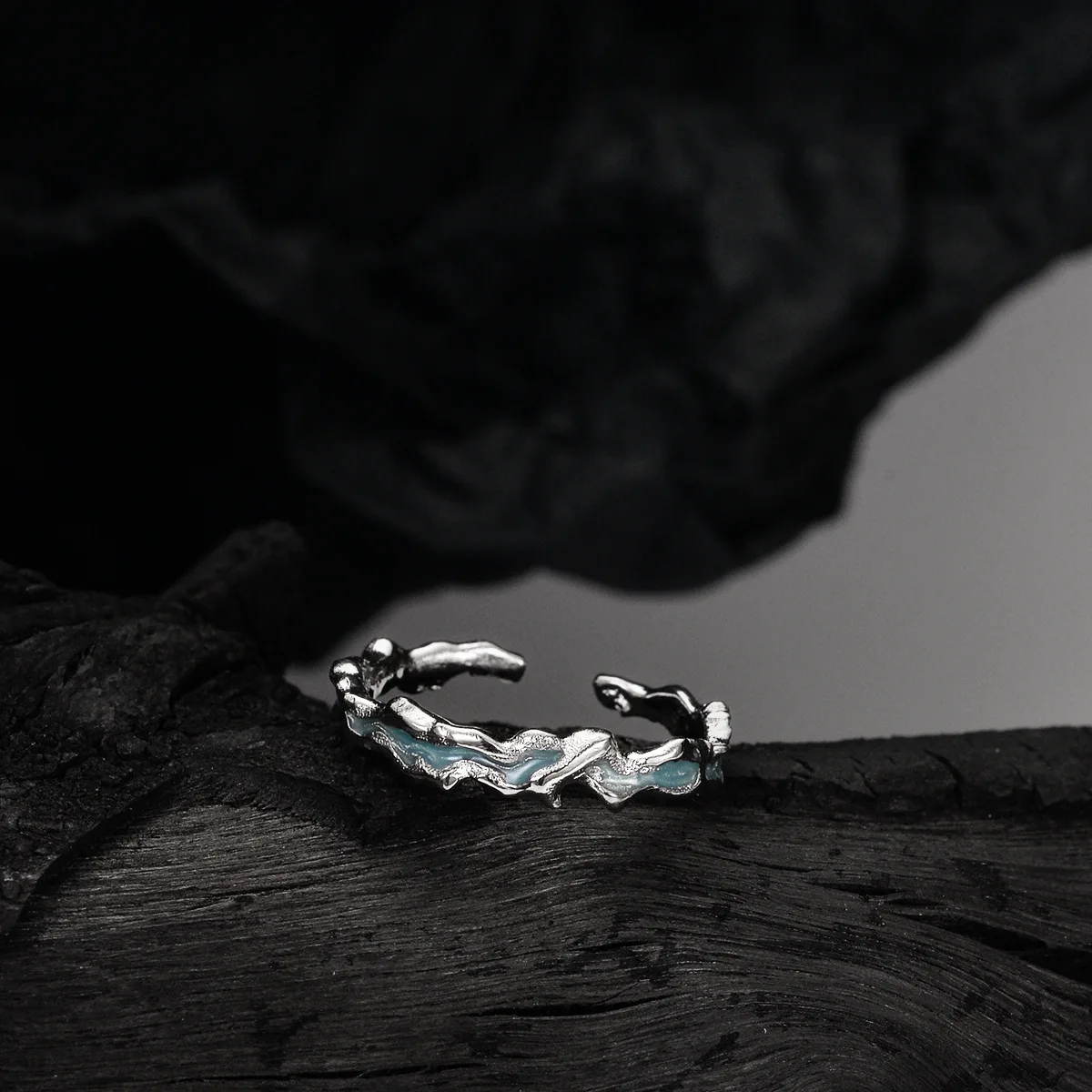 Youth Of Vigor Blue Enamel Irregolare Solid 925 Silver Open Ring Anelli Per Feste Con Superficie Ruvida R1176