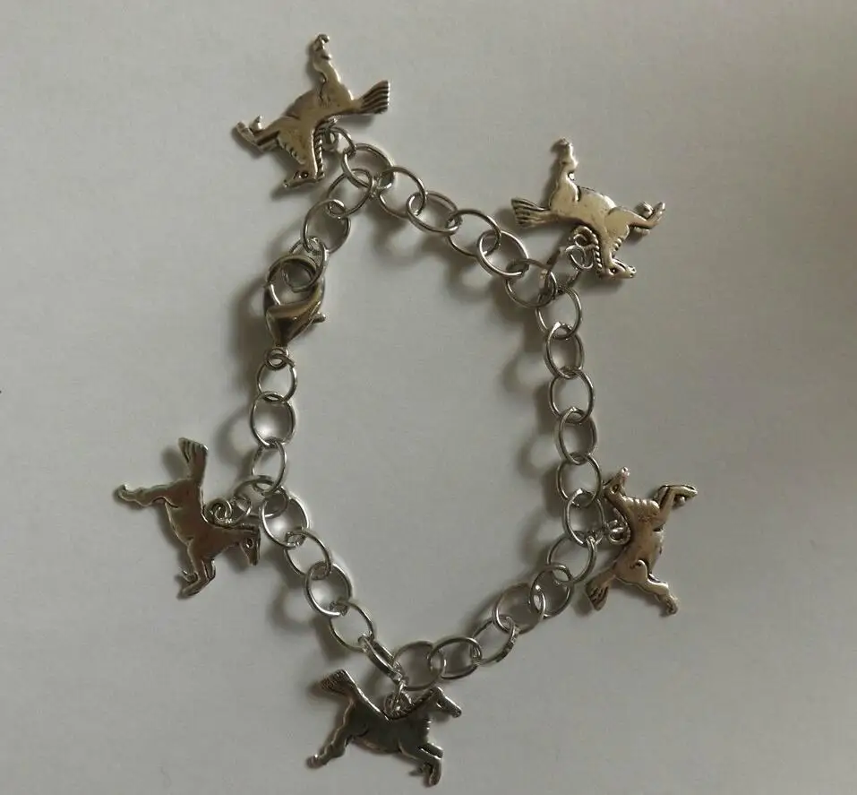 Vintage Silver 5 Horse Charms Bracciale Polsino In Acciaio Inossidabile O Catena Cavigliere Bracciali Gioielli Moda Donna Accessori Hot B456