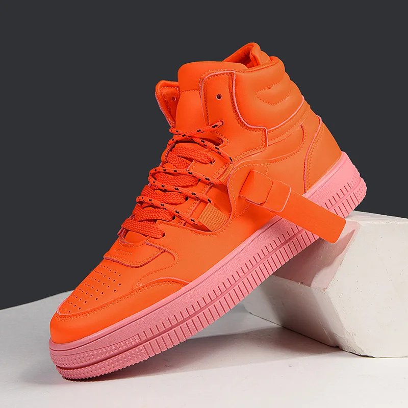 Moda Uomo Hip Hop Scarpe Da Corsa Sportive Graffiti High Top Sneakers Robuste Kanye Off White Scarpe Ragazzi Zapatos Hombre