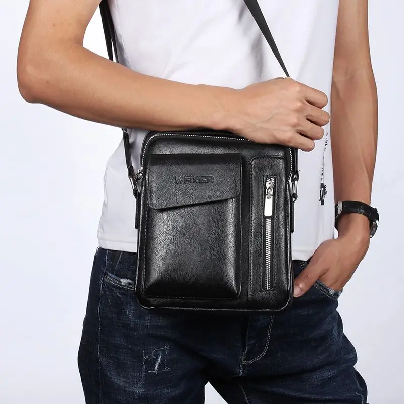 Messenger Bag In Pelle Compatibile Con Ebook, Tablet E Per Blackberry Z10 4G (Rim Liverpool)