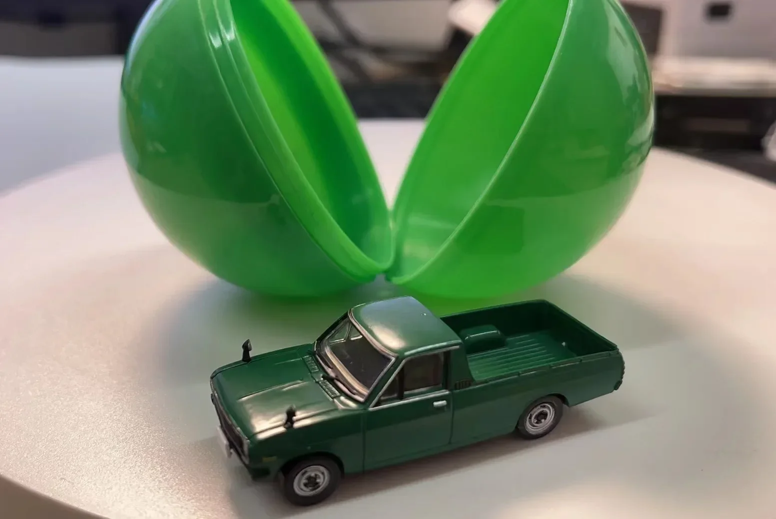 Aosima 1:64 Nissan Nissan Pickup Twist Car Qingdao Branch Alloy Car Model Collection Ornamenti Regalo
