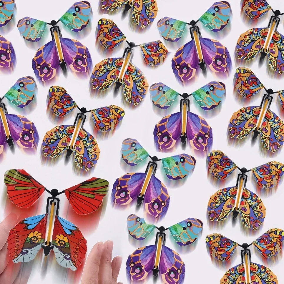 Magic Flying Butterfly Wind Up Toy Segnalibro Biglietti Di Auguri Elastico Powered Outdoor Kids Game Puntelli Surpris Butterfly Gift