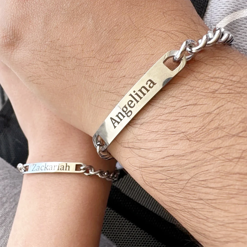 Set In Acciaio Bracciale Con Testo Personalizzato Nome Intagliato A Mano Data Bracciale Coppia Personalizzato Codice Musicale Spotify Regalo Di San Va
