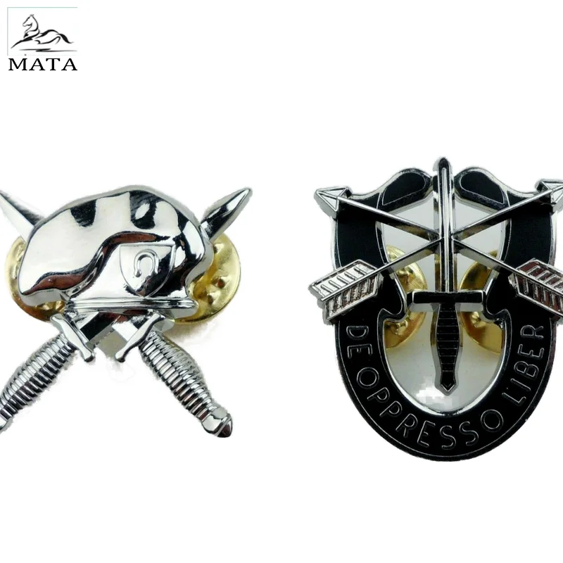 Militare Us Army Special Forces Berretto Insignia Regulation Size Pin Vietnam War Sfod Omega Cap Badge Di 2