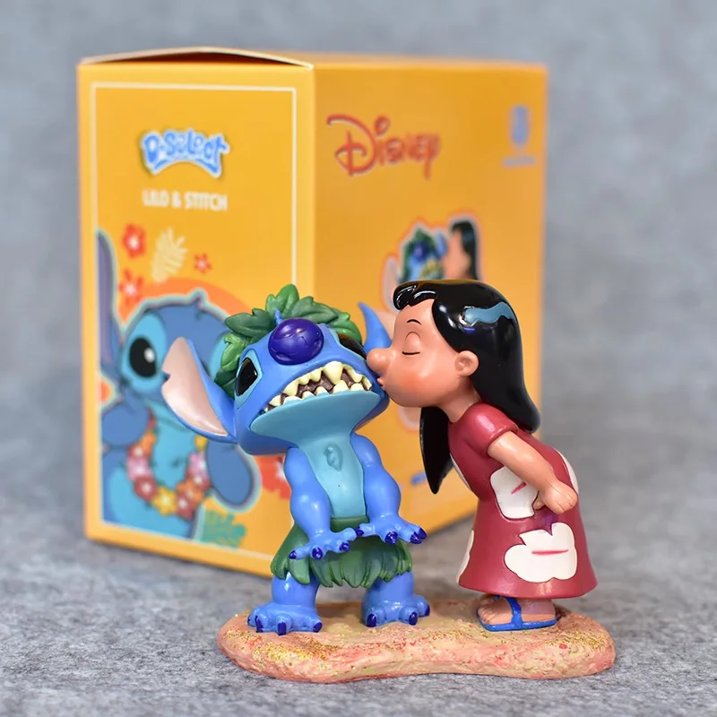 Kawaii Disney Lilo Kiss Stitch Anime Figure Beach Series Cartoon Action Figure Toys Stitch Model Dolls Ornaments Regalo Per Bambini