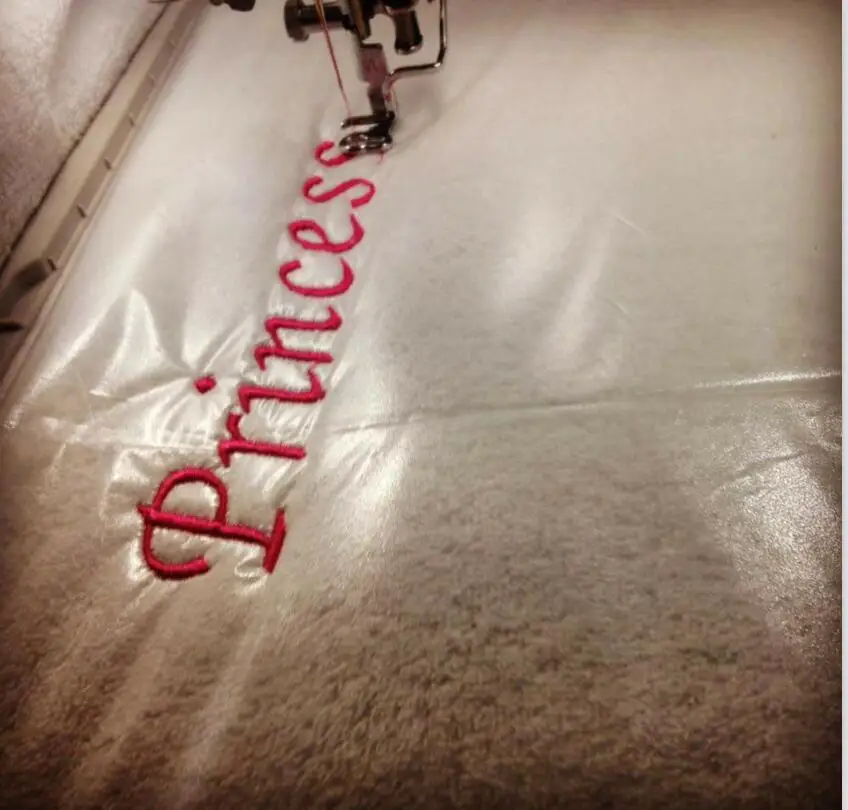 10 Yards Roll Simthread Wash Away Ricamo Stabilizzatore 35Um Trasparente Freddo Solubile In Acqua Topping Film Ricamo