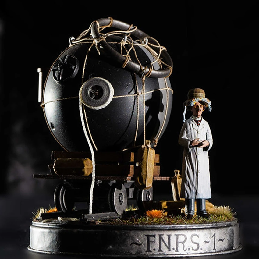 Soldier In Resina 1/35 Auguste Piccard E Gondola Soldier Model Kit Di Costruzione Di Figure Non Verniciate Non Assemblato