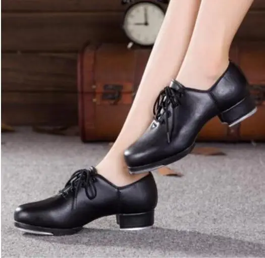 Linea Piazza Moderna Scarpe Da Tip Tap Delle Donne Scarpe Da Ginnastica Scarpe Da Tip Tap Scarpe Da Ballo Delle Donne Di Età Dell'Unità Di Elaborazion