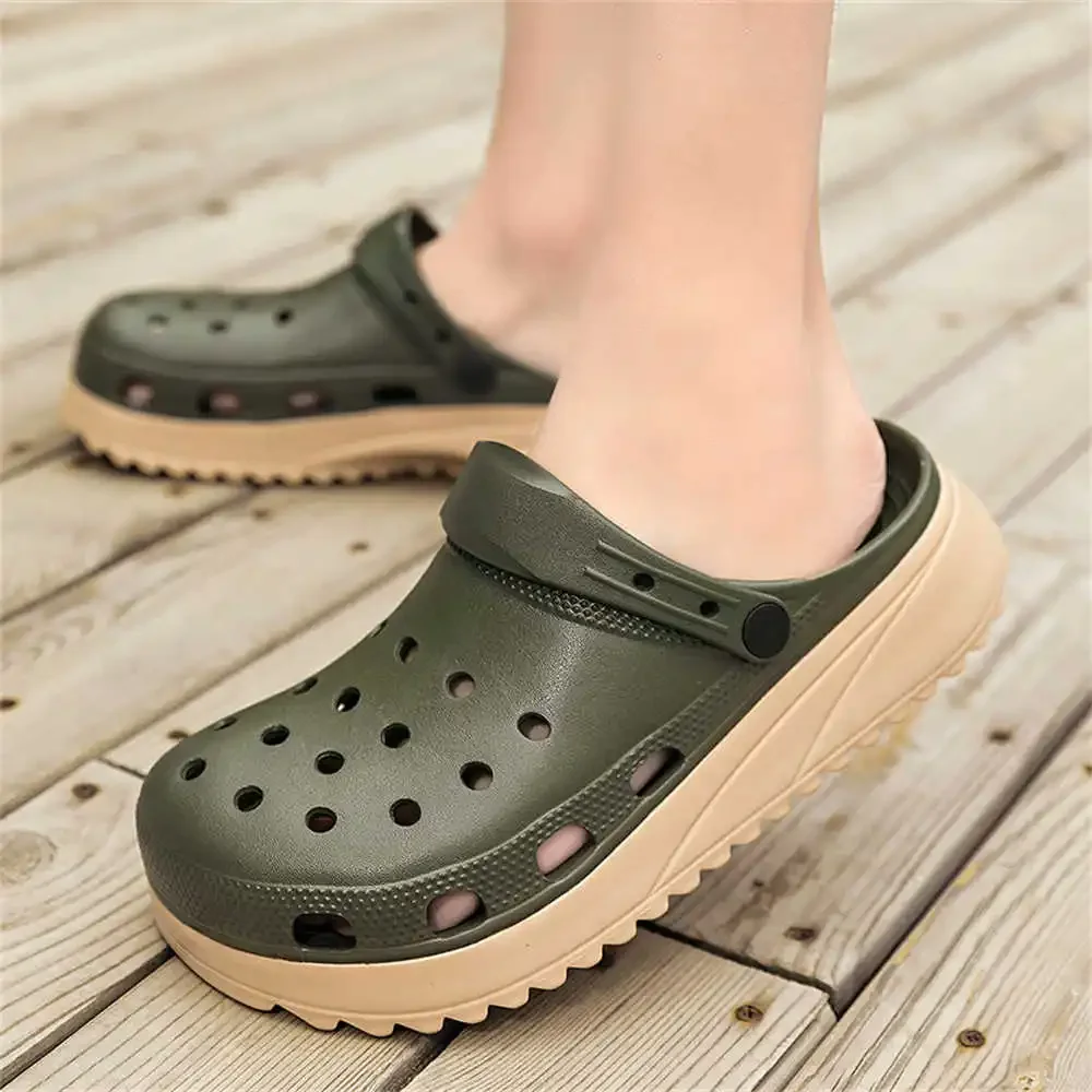 Half Nurse New Man Shoes Sandali Estivi Infradito Infradito Sneakers Sport Runings Casuals Scarpe Da Ginnastica Portatili Nelle Offerte