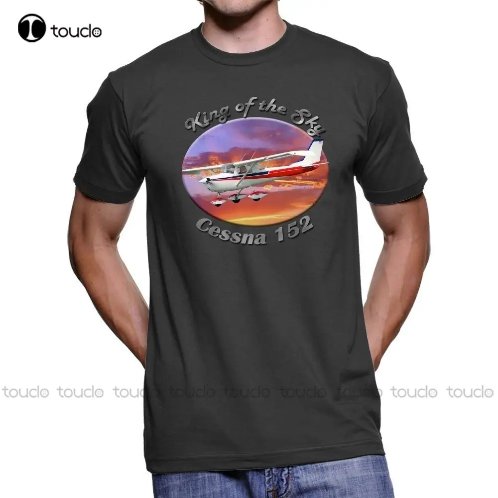 New Summer Men Tee Shirt Cessna 152 King Of The Sky Maglietta Scura Da Uomo Unisex Custom Aldult Teen Unisex Fashion Funny New Cotton