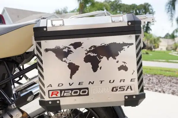 Kit Decalcomania Riflettente Per Moto Gsa Adventure "World Adventure R1200" Per Borse Touratech