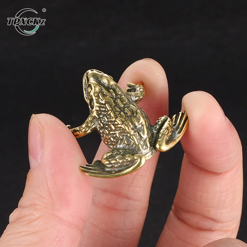 1 Pz Vintage Lucky Rich Copper Toads Frog Animal Solid Copper Statue Animal Mascot Decor Home Pure Copper Carving Car Decoration